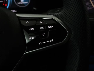Volkswagen Golf Volkswagen Golf 1.4 eHybrid GTE | Camera | Adaptive cruise |  Carplay | Navigatie | Sportstoelen | Full LED | Sfeerverlichting | PHEV - afbeelding nr 15