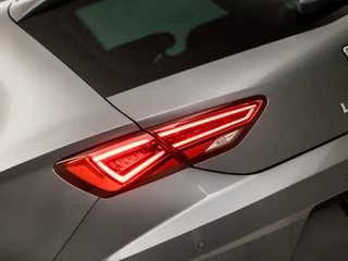 SEAT Leon 150Pk (APPLE CARPLAY, NAVIGATIE, CLIMATE, LED KOPLAMPEN, LEDER, CAMERA, SPORTSTOELEN, PARKEERSENSOREN, KEYLESS, NIEUWSTAAT) - afbeelding nr 26