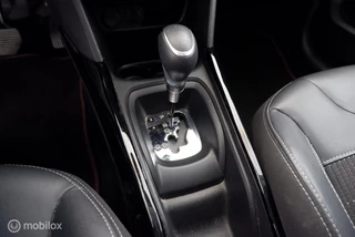 Peugeot 2008 Peugeot 2008 1.2 PureTech Automaat Allure trekhaak|nav|cam|ecc|lmv17 - afbeelding nr 12