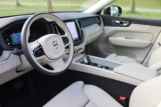 Volvo XC60 Pano/LED/Leder/Elek. sportstoelen+mem/Keyless/Camera/Virtual Cockpit/20