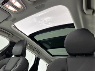 Volvo XC60 Volvo XC60 2.0 T6 Plug-in Hybrid AWD Inscription Expression (INCL-BTW)  AUT. *PANO | LUXURY-LEATHER | FULL-LED | HEATED-SPORTSEATS | NAVI-FULLMAP | CAMERA | PDC | ADAPT.CRUISE | CARPLAY | DIGI-COCKPIT | BLIS | SIPS | KEYLESS | 18