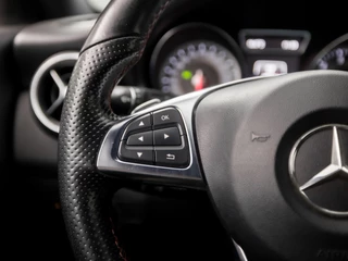 Mercedes-Benz CLA Automaat (GROOT NAVI, CLIMATE, LEDER/ALCANTARA, STOELVERWARMING, SPORTSTOELEN, SFEERVERLICHTING, GETINT GLAS, XENON, CRUISE, NIEUWE APK, NIEUWSTAAT) - afbeelding nr 20