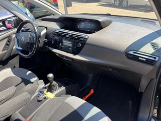 Citroën Grand C4 Picasso Citroën Grand C4 Picasso 1.2 Zwart 2016 7-Persoons Trekhaak - afbeelding nr 10