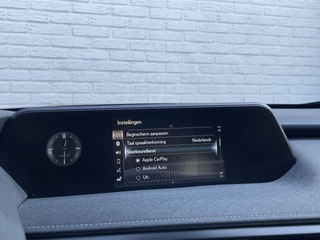 Lexus UX | CarPlay | Camera | ACC | LED | DAB+ | Keyless | 18inch - afbeelding nr 20