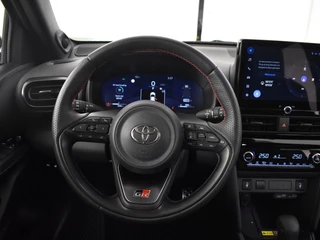 Toyota Yaris Cross Toyota Yaris Cross 1.5 Hybrid 130PK GR Sport | Stuur en Stoelverwarming | PDC V+A+ - afbeelding nr 16