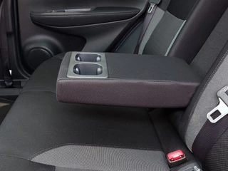 Nissan QASHQAI 1.2 DIG-T 116pk N-Connecta Design-Pack | Origineel NL | Navi | Clima | Cruise | Keyless Entry | Panoramadak | Pdc V+A+360 Camera | Rijstrook+Licht+Regensensor | Privacy Glass | 18''lm - afbeelding nr 31