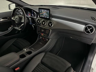 Mercedes-Benz GLA Mercedes GLA-klasse 180 AMG Night Edition Pano Sfeer NAP - afbeelding nr 20