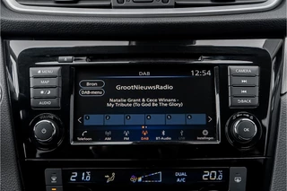 Nissan QASHQAI Pano Leder LED 19