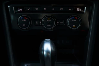 Volkswagen Tiguan Volkswagen Tiguan 2.0 TSI 4Motion 3x R-Line 220PK /LED/PANODAK/360 CAMERA/DYNAUDIO/KEYLESS/HUD/STOELVERW./TREKHAAK! - afbeelding nr 18