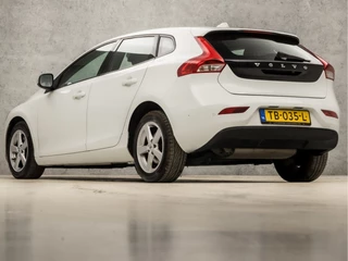 Volvo V40 Automaat (NAVIGATIE, CLIMATE, CAMERA, DIGITAL COCKPIT, SPORTSTOELEN, PARKEERSENSOREN, CRUISE, NIEUWSTAAT) - afbeelding nr 3