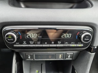 Toyota Yaris Toyota Yaris 1.5 Hybrid Executive | Navi | Parkeersensoren | Android Auto - afbeelding nr 19