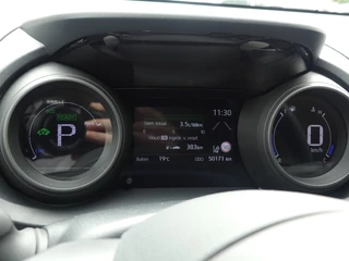 Toyota Yaris Toyota Yaris 1.5 Hybride Dynamic | Apple Carplay | Camera | Navi | - afbeelding nr 4