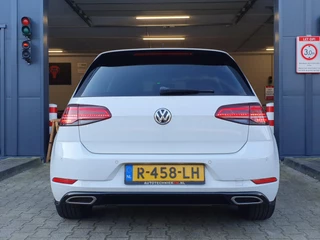 Volkswagen Golf Volkswagen Golf 1.5 TSI Highline Business R-Line - CARPLAY / ALCANTARA / FLIPPERS / P.SENSOREN V+A / STOELVERW. / DAB+ / FULL LED! - afbeelding nr 8