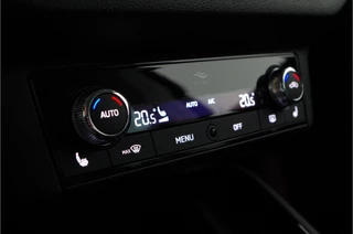 Škoda Kamiq ŠKODA Kamiq 1.0 TSI Ambition > Trekhaak/17 inch/camera/stoelverwarming... - afbeelding nr 12