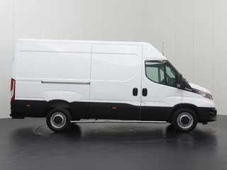 Iveco Daily | Airco | Cruise | 3-Persoons | Betimmering | 3500Kg Trekhaak - afbeelding nr 13