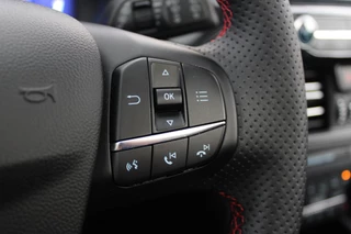 Ford Kuga Ford Kuga 2.5 PHEV ST-Line X | Trekhaak | Panoramadak | BLIS | B&O - afbeelding nr 6
