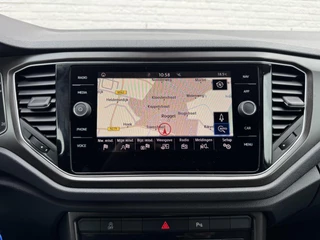 Volkswagen T-Roc Volkswagen T-ROC 1.5 TSI Sport Led Adaptive cruise Climate control Navigatie Pdc voor+achter DAB - afbeelding nr 7