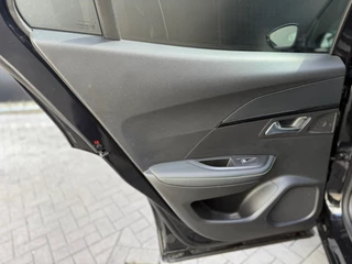 Peugeot 2008 Peugeot 2008 1.2 PureTech GT|Focal|Automaat - afbeelding nr 40