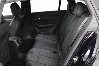 Peugeot 508 Peugeot 508 1.6 HYbrid Allure | Stoelverwarming | Carplay | Camera | Trekhaak | Navigatie | Climate control | Half leder | Cruise control | PHEV - afbeelding nr 6