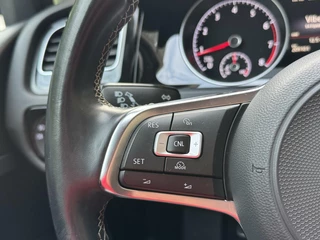 Volkswagen Golf Volkswagen Golf Variant 1.4 TSI R-line 150pk | Navigatiesysteem | Osram LED verlichting | Trekhaak uitklapbaar | Keyless entry | Stoelverwarming | Cruise control | R-stuur | Parkeersensoren voor en achter | Achteruitrijcamera - afbeelding nr 11