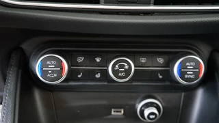 Alfa Romeo Stelvio Alfa Romeo Stelvio 2.0 T AWD Super 280pk | Keyles | | Carplay | | Schakel flippers - afbeelding nr 28