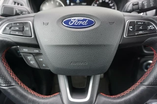 Ford EcoSport Ford EcoSport 1.0 EcoBoost ST-Line 125PK Automaat Winterpack Cruise Climate Carplay Afneembare Trekhaak Parkeersensoren B&O Privacy Glass *Sportief* - afbeelding nr 11