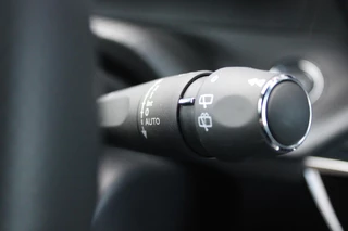 Peugeot 2008 Peugeot 2008 1.2 130PK AUTOMAAT GT PACK | NAVIGATIE | FULL LED KOPLAMPEN | DRAADLOZE APPLE CARPLAY/ANDROID AUTO | ADAPTIVE CRUISE CONTROL | CAMERA VOOR + ACHTER | CLIMATE CONTROL | LICHTMETALEN VELGEN 17