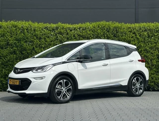 Opel Ampera-e Opel Ampera-e Business executive 60 kWh, NL AUTO, NAP, BOSE, LEDER, NAVI, CRUISE, KEYLESS, CAMERA, DODEHOEK, ECC-AIRCO, STOEL/STUURVERWARMING, LICHTMETAAL 17