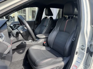 Toyota RAV4 Toyota RAV4 2.5 Plug-in Hybrid AWD Bi-Tone Plus JBL, Stoelventilatie + verwarming, dodehoekdetectie, Trekhaak , All-in Rijklaarprijs - afbeelding nr 5