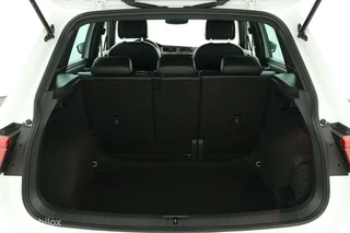 Volkswagen Tiguan Volkswagen Tiguan 1.5 TSI R-Line 150 Pk DSG-7| Virtual | 20LMV | Exec.pakket | IQ Licht | DAB | Vol Opties | NL Auto |DEALER-STAAT - afbeelding nr 28
