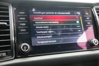 Škoda Kodiaq LED, PDC , Navi, Cruisecontrol, Stoelverwarming , Carplay, Trekhaak . Achteruitrijcamera ,Canton Audio ,LMV,  etc - afbeelding nr 52