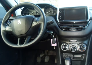 Peugeot 208 - afbeelding nr 12