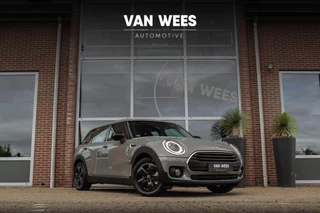 MINI Clubman 1.5 Cooper Essential | 1e eigenaar | BTW auto | Keyless entry | Stoelverwarming | Cruise control | DAB | Camera | LED | Sportstuur | Lichtpakket | PDC