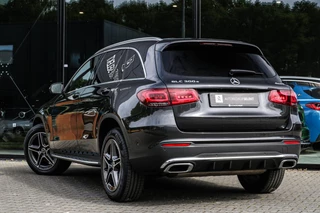 Mercedes-Benz GLC Mercedes-Benz GLC-klasse 300e 4MATIC AMG - CAMERA - SFEERVERLICHTING - afbeelding nr 19