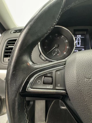 Škoda Yeti Skoda Yeti 1.2 TSi Elegance Automaat-Trekhaak-Navigatie-Panoramadak-Cr.contr-Clima-Camera-Parkeersensoren-Lm17''velgen-Bluetooth - afbeelding nr 32
