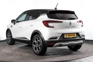 Renault Captur Renault Captur 1.3 TCe 140 PK Intens - Automaat | Cruise | PDC | 360 Camera | App. Connect | ECC | Multi-Sense | LM 18