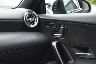 Mercedes-Benz A-Klasse Mercedes-Benz A-klasse 200 AMG Night Pano Multibeam Sfeer Memory - afbeelding nr 17