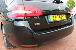 Peugeot 308 Peugeot 308 SW 1.2 PureTech Blue Lease Premium 130 PK, Pano, Stoel verwarming, Pdc voor/achter + camera, Leder, App connect, Cruise, Donkerglas, Massage stoelen. - afbeelding nr 18