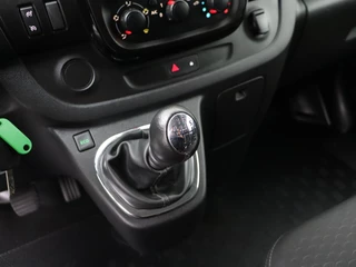 Opel Vivaro Opel Vivaro 1.6CDTi 120PK Lang | Navigatie | Camera | Airco | 3-Persoons | Cruise - afbeelding nr 16