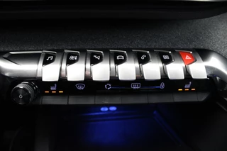 Peugeot 3008 Peugeot 3008 1.2 PureTech Allure |Stoelverwarming|Camera|Navi| - afbeelding nr 17