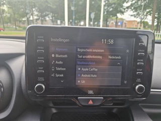 Toyota Yaris Head up display,  Panoramdak, JBL , All-in Rijklaarprijs - afbeelding nr 11