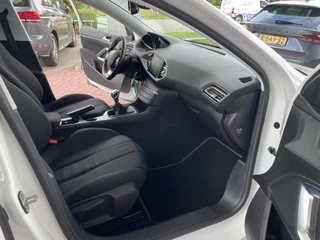 Peugeot 308 Peugeot 308 SW 1.6 BlueHDI 120 pk Blue Lease Executive Pack Trekhaak Panoramadak Camera Parkeersensoren DAB Clima en Cruise Control Wit Metallic Nette auto zuinige Euro 6 Diesel Station - afbeelding nr 27