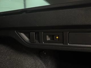 Škoda Octavia Skoda Octavia Combi 1.0 TSI Business Edition Plus |Trekhaak | Virtual Cockpit | LED Sfeerverlichting | Dodehoek | Keyless | DAB+ - afbeelding nr 37