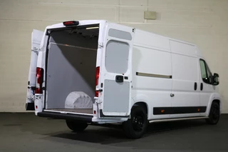 Opel Movano Opel Movano 2.2D 140pk L4 H2 Airco Navigatie Camera - afbeelding nr 13