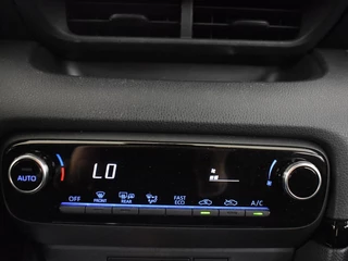 Toyota Yaris Toyota Yaris 1.5 Hybrid Active | Camera | Carplay & Android auto - afbeelding nr 37