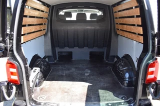 Volkswagen Transporter Volkswagen Transporter 2.0 TDI L2H1 DC 4MOTION HIGHLINE / ADAP. CRUISE / P.CAM / VOORR - afbeelding nr 10
