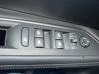 Peugeot 3008 Peugeot 3008 1.2 PureTech Allure Led verl Panoramadak Apple Carplay Navigatie Achteruitrijcamera Cruise control Automaat - afbeelding nr 20