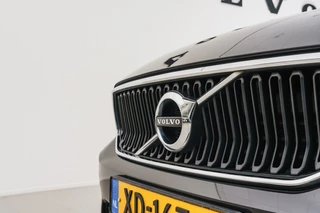 Volvo XC40 Volvo XC40 T3 Momentum - afbeelding nr 10