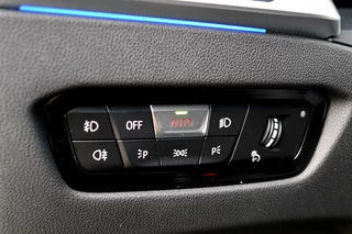 BMW 3 Serie BMW 3 Serie 320i M-Sport Business Edition Plus Rijklaarprijs-Garantie Leder Led Camera Navigatie 50 Jahre Edition - afbeelding nr 31