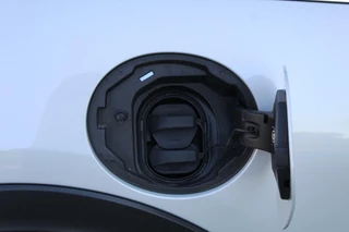 MINI Electric Mini Mini Electric MINI Electric 33 kWh SE/Camera/Navi/stoelverw - afbeelding nr 8